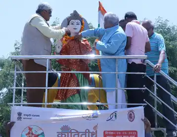 भारत माता की प्रतिमा का विधिवत पूजन एवं माल्यार्पण